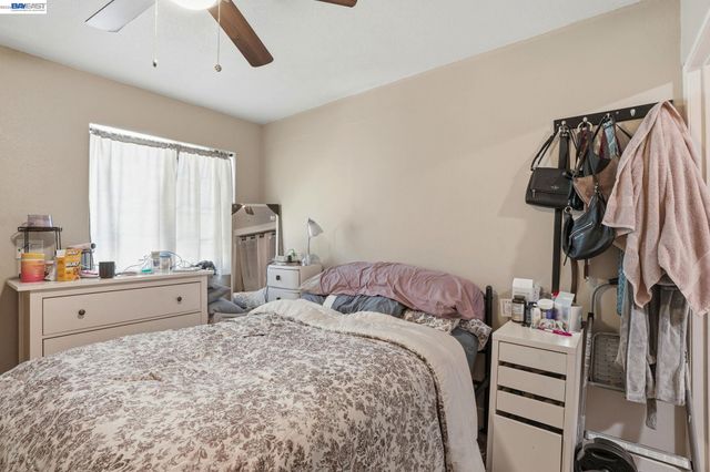 2102 Overhill Rd, Concord, CA 94520