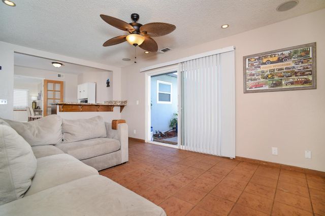 5213 Diablo Rd, Sacramento, CA 95842