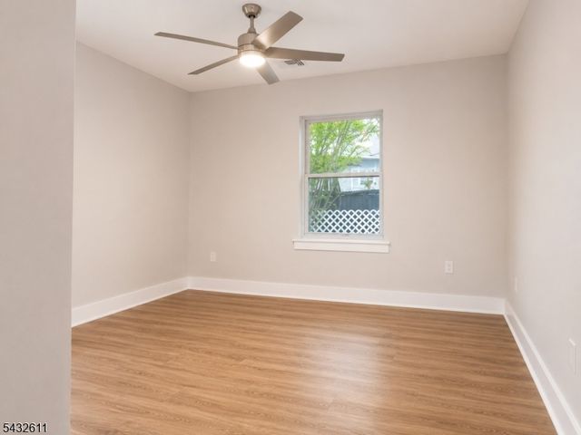 7 Lorettacong Dr, Jefferson Twp., NJ 07849