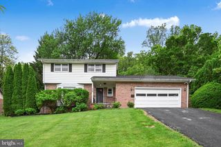 306 E BROAD STREET, Shillington, PA 19607
