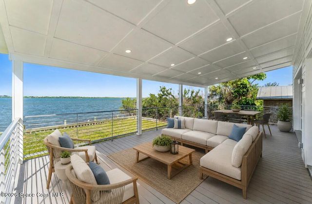 25 Vip Island B, Grant-valkaria, FL 32949