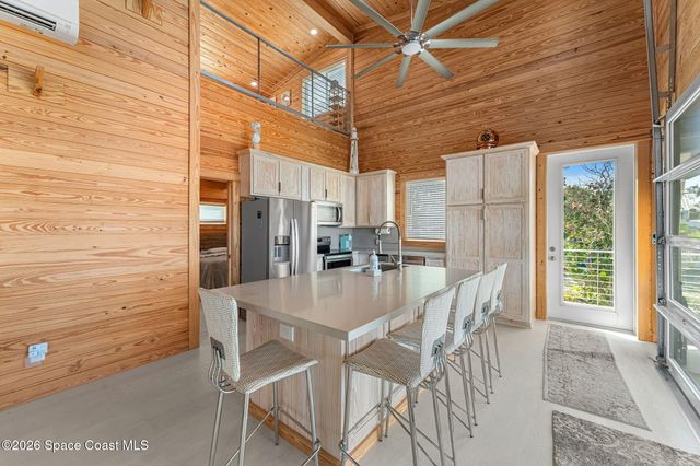 25 Vip Island B, Grant-valkaria, FL 32949
