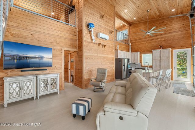 25 Vip Island B, Grant-valkaria, FL 32949