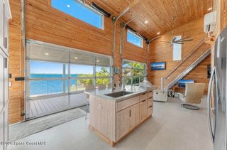 25 Vip Island B, Grant-valkaria, FL 32949