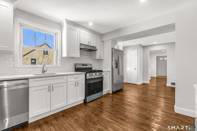 130 Greenfield Avenue, Stratford, CT 06614