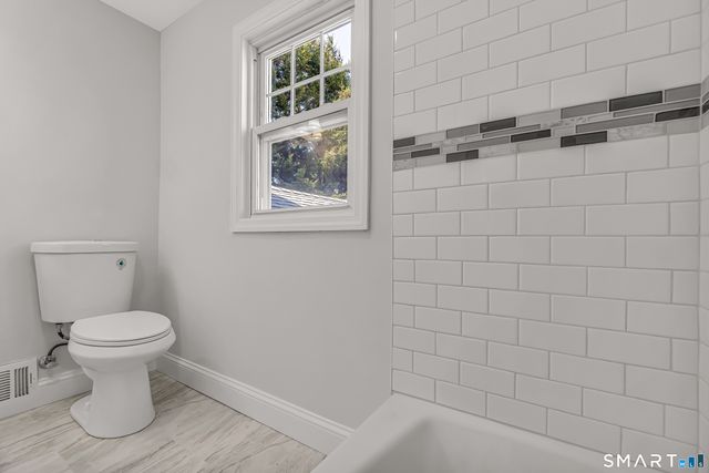 130 Greenfield Avenue, Stratford, CT 06614