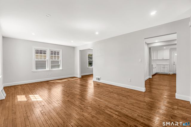 130 Greenfield Avenue, Stratford, CT 06614