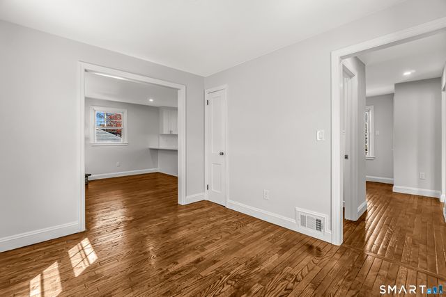 130 Greenfield Avenue, Stratford, CT 06614