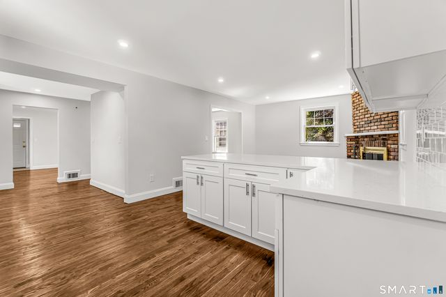 130 Greenfield Avenue, Stratford, CT 06614