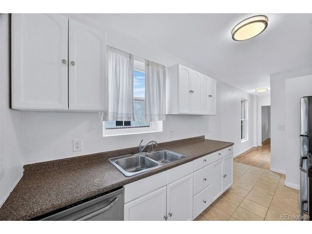 4022 Navajo St, Denver, CO 80211
