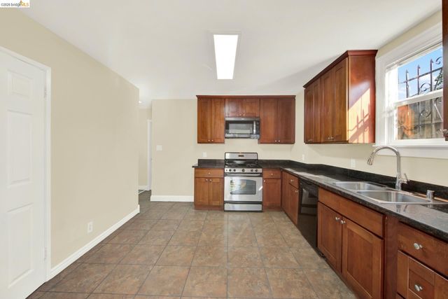 2681 79Th Ave, Oakland, CA 94605