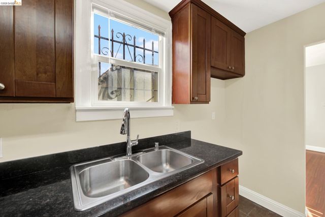 2681 79Th Ave, Oakland, CA 94605