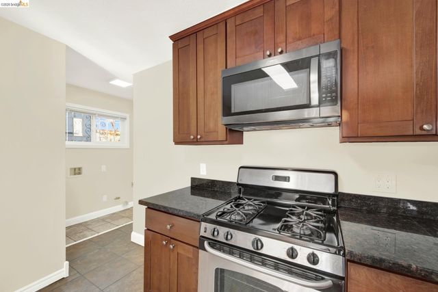 2681 79Th Ave, Oakland, CA 94605