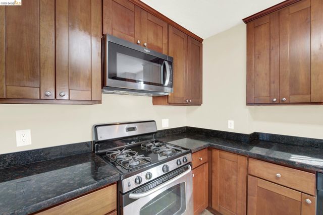 2681 79Th Ave, Oakland, CA 94605