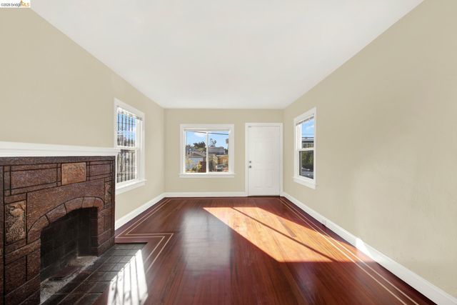 2681 79Th Ave, Oakland, CA 94605