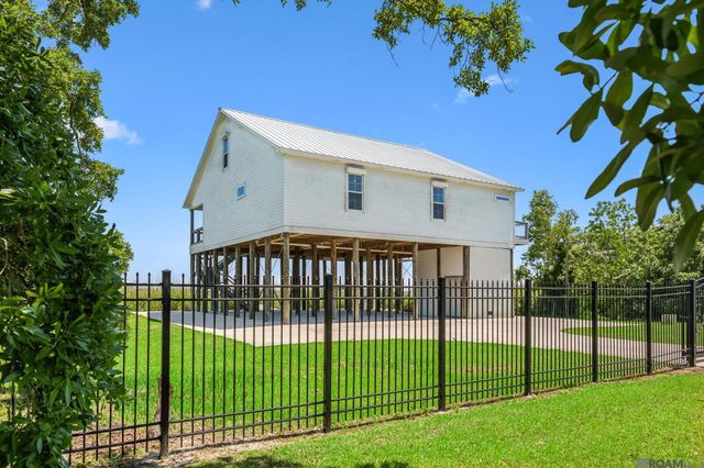 52620 Highway 90, Slidell, LA 70461