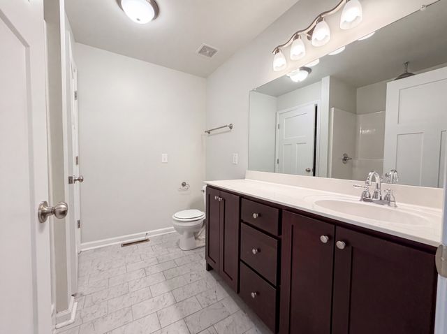 1023 Chris Dr, Portland, TN 37148