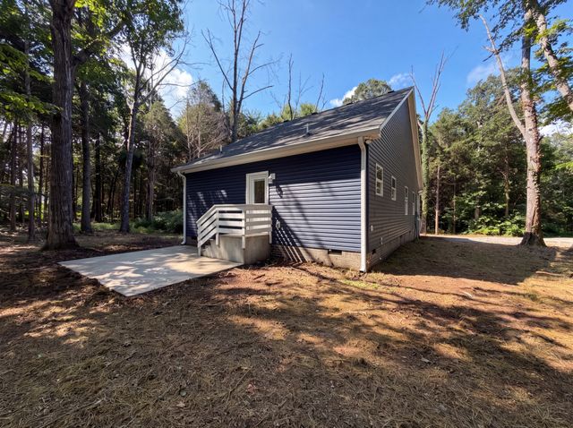 1023 Chris Dr, Portland, TN 37148
