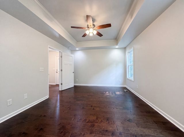 1023 Chris Dr, Portland, TN 37148