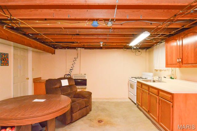 5 Weigela Court, Swansea, IL 62226