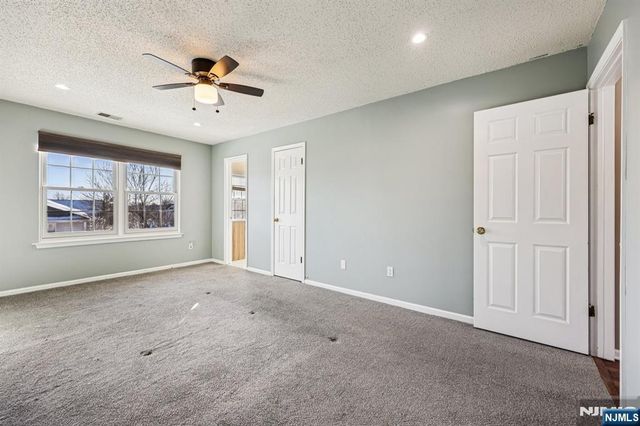 1075 Ash Drive, Mahwah, NJ 07430