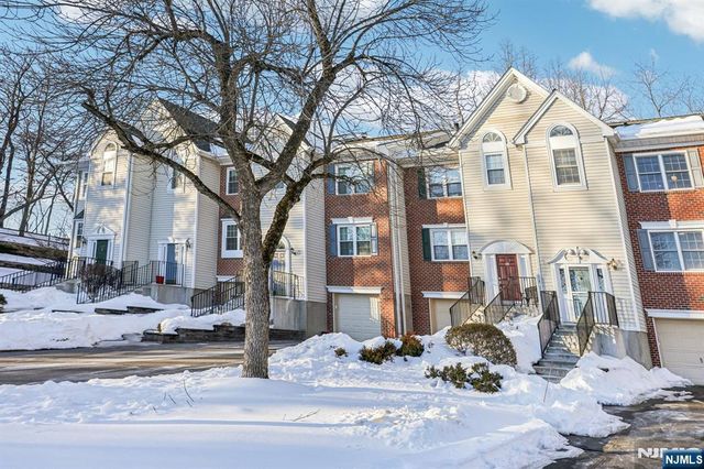 1075 Ash Drive, Mahwah, NJ 07430