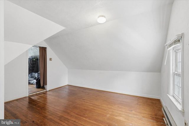 890 MELROSE LN, York, PA 17402