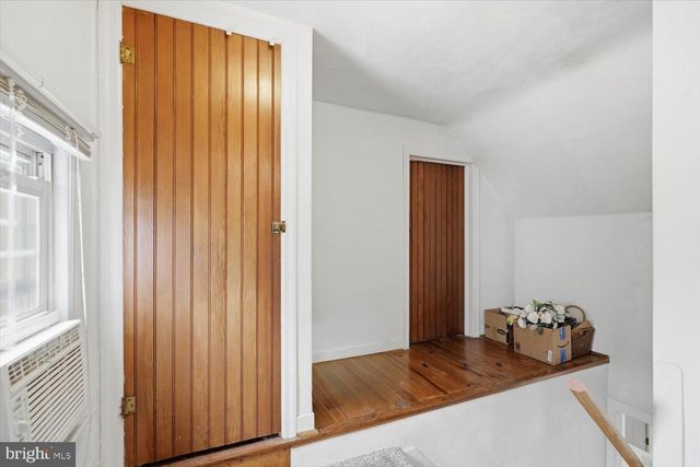 890 MELROSE LN, York, PA 17402