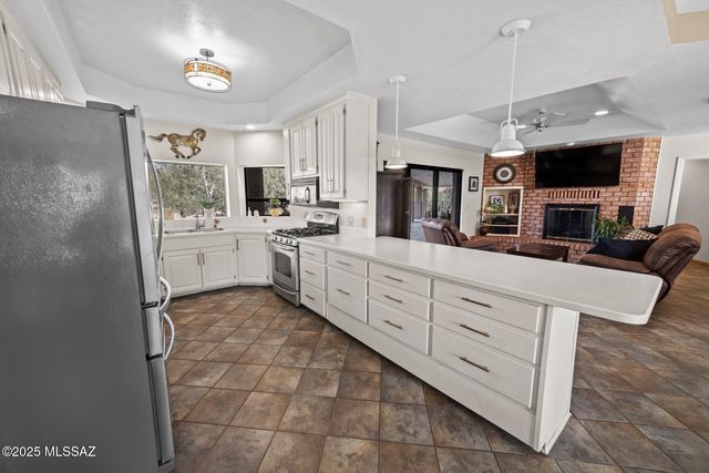 13670 E Camino La Cebadilla, Tucson, AZ 85749