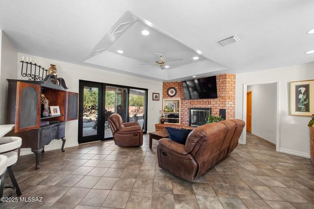 13670 E Camino La Cebadilla, Tucson, AZ 85749