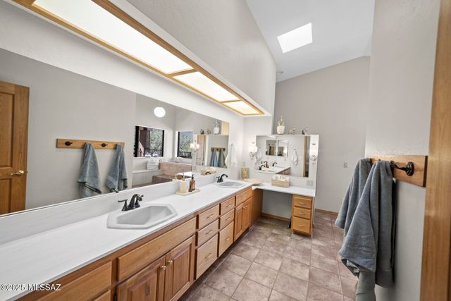 13670 E Camino La Cebadilla, Tucson, AZ 85749