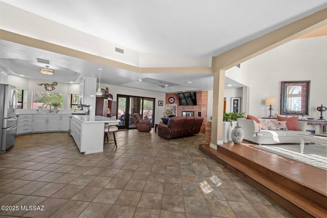 13670 E Camino La Cebadilla, Tucson, AZ 85749