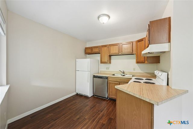 1634 Post Road, San Marcos, TX 78666