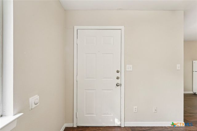 1634 Post Road, San Marcos, TX 78666