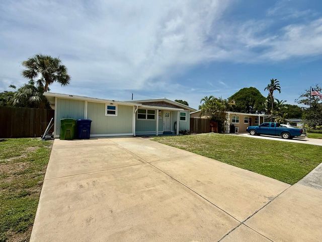 4406 W TRILBY AVENUE, Tampa, FL 33616