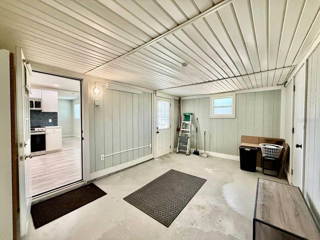 4406 W TRILBY AVENUE, Tampa, FL 33616