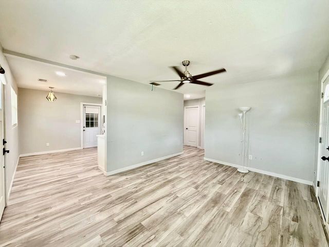 4406 W TRILBY AVENUE, Tampa, FL 33616