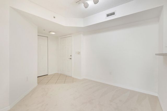 1801 N Flagler Drive 519, West Palm Beach, FL 33407