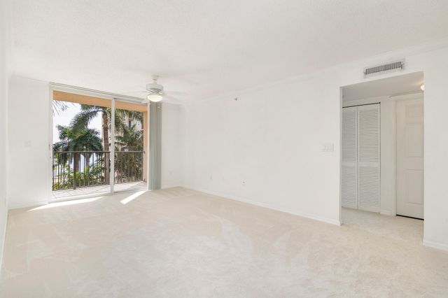 1801 N Flagler Drive 519, West Palm Beach, FL 33407