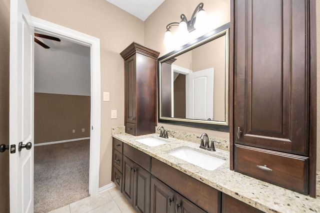 102 Stonecrop Place, Montgomery, TX 77316