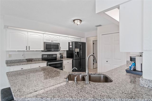 15890 VISCOUNT CIRCLE, Port Charlotte, FL 33981