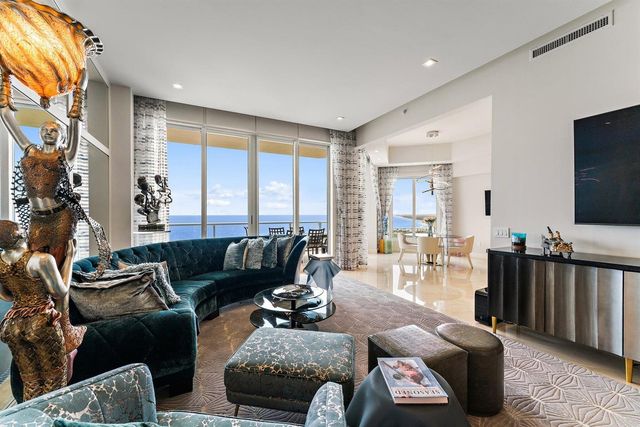 2700 N Ocean Drive Ph-1b, Singer Island, FL 33404