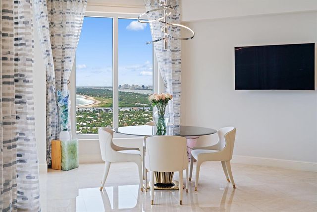 2700 N Ocean Drive Ph-1b, Singer Island, FL 33404