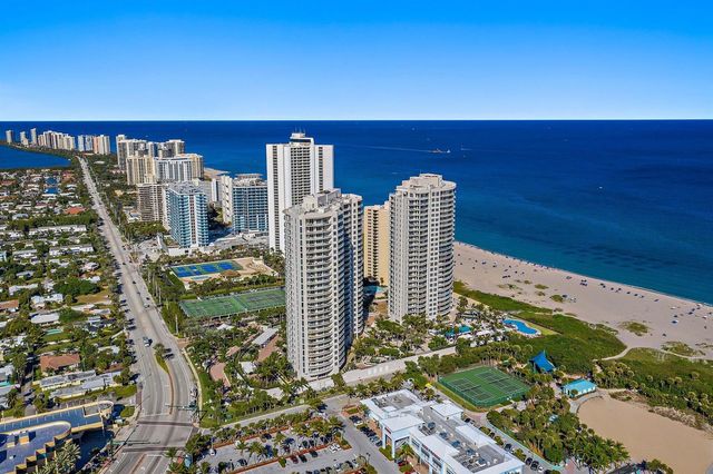 2700 N Ocean Drive Ph-1b, Singer Island, FL 33404