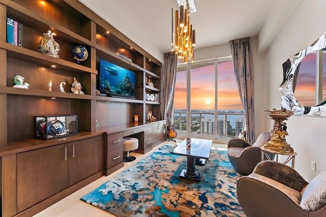 2700 N Ocean Drive Ph-1b, Singer Island, FL 33404