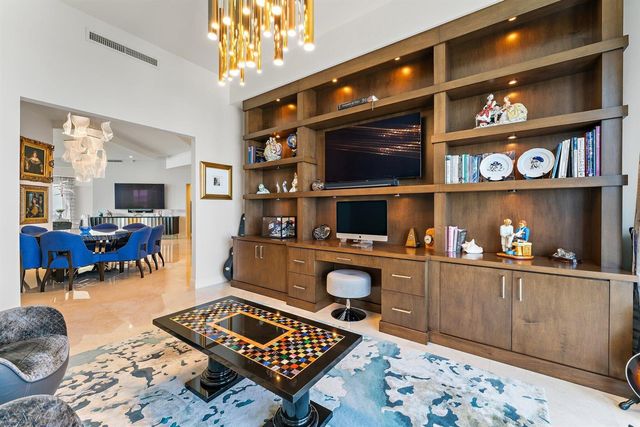 2700 N Ocean Drive Ph-1b, Singer Island, FL 33404