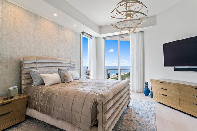 2700 N Ocean Drive Ph-1b, Singer Island, FL 33404