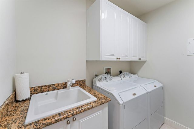 2700 N Ocean Drive Ph-1b, Singer Island, FL 33404