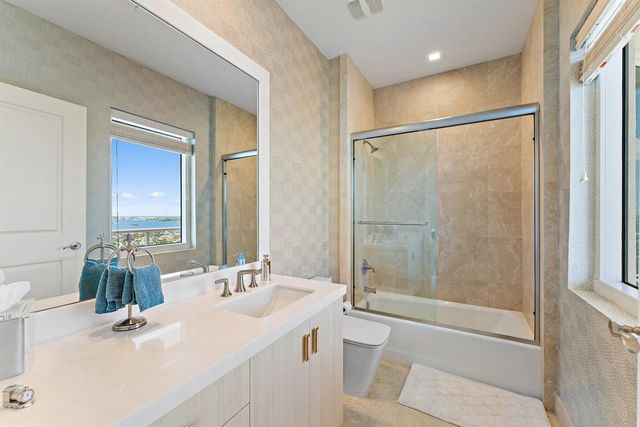 2700 N Ocean Drive Ph-1b, Singer Island, FL 33404