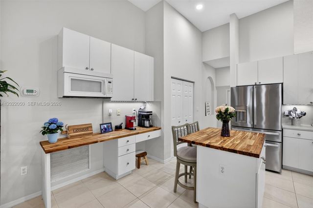 13775 NW 20th St, Pembroke Pines, FL 33028